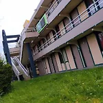 Fasthotel Reims Est - 3*