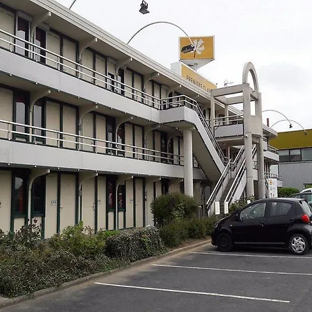 Fasthotel Reims Est -