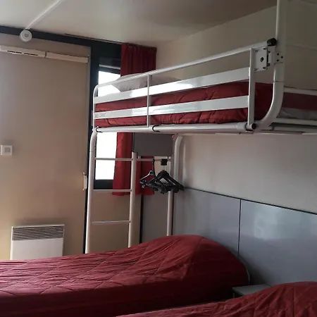 호텔 Fasthotel Reims Est - 타이시