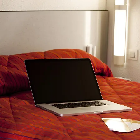 Fasthotel Reims Est - 호텔