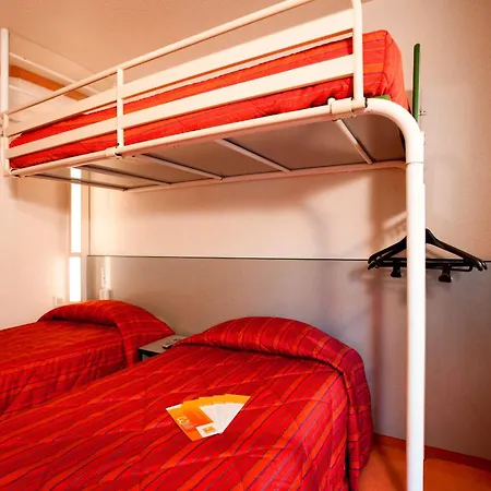 מלון Fasthotel Reims Est -