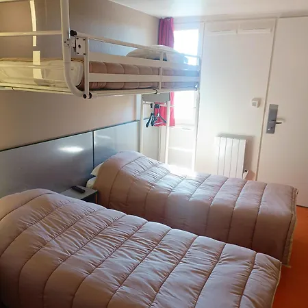 Fasthotel Reims Est - 3*