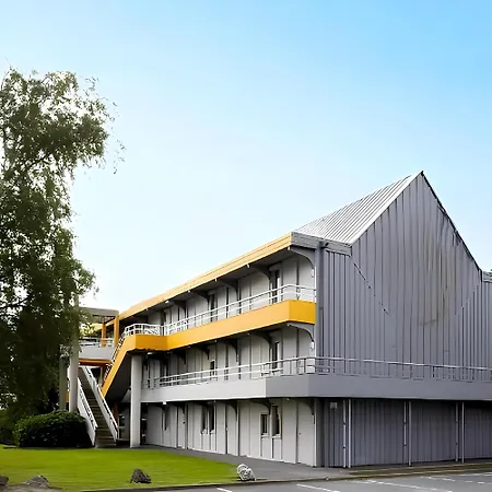 Fasthotel Reims Est - ホテル 3*