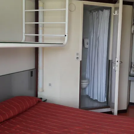 Fasthotel Reims Est - 호텔