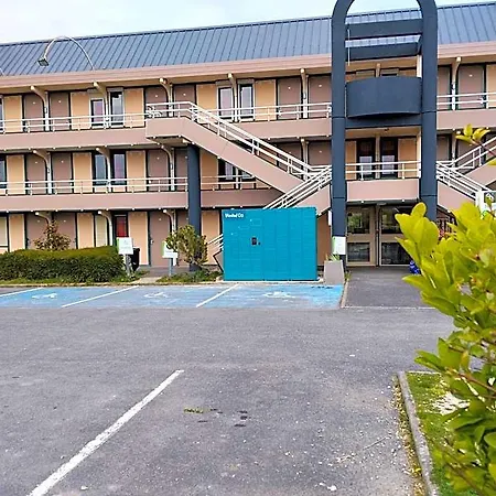 Classic Reims Est - Otel Taissy
