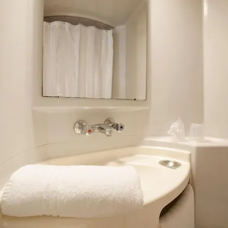 Classic Reims Est - Hotel 3*