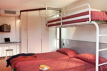 Szálloda Fasthotel Reims Est - 3*